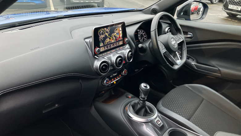 Nissan Juke 1.0 DiG-T 114 N-Connecta 5dr Petrol Hatchback